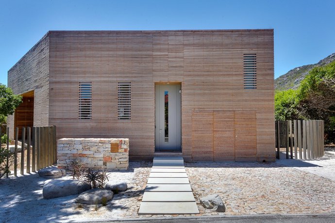 Glasenapp House