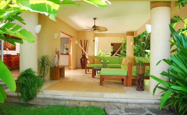 Villa Naivi Brisas 5BR by Villas HK28