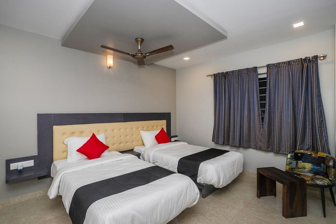 Capital O 30599 Hotel Blue Spring