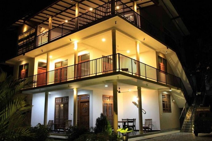 Coral Palm Villa and Apartment