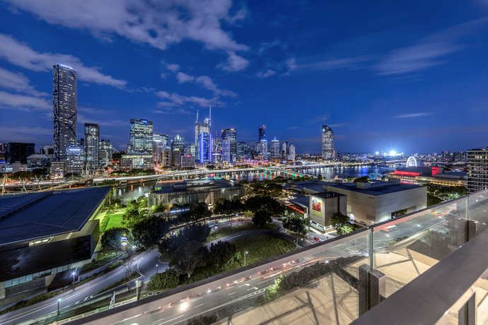 Photo: Airhome South Bank Riverside Tower