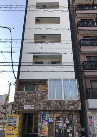 Naniwa Tsutenkaku Residence