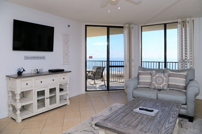 Phoenix Vii-503 3 Bedrooms 2 Bathrooms Condo