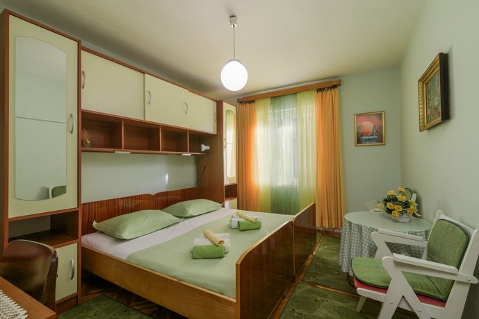 Rooms Mirjana - Centre of Trogir