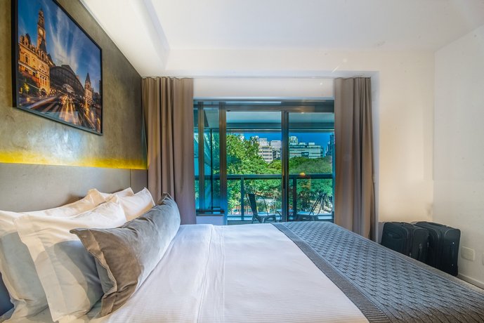 360 Suites Downtown Republica
