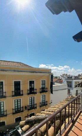Apartamentos Torre de la Mezquita