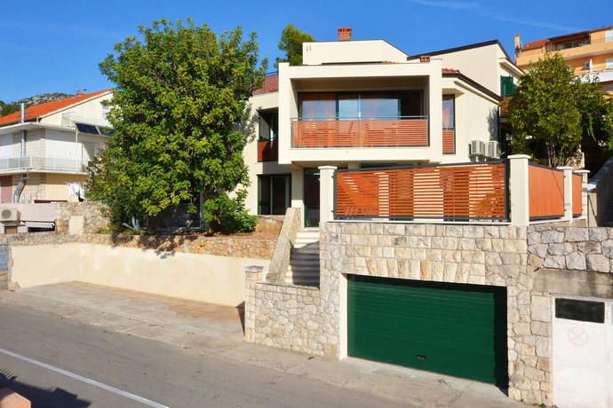 Villa Karaber