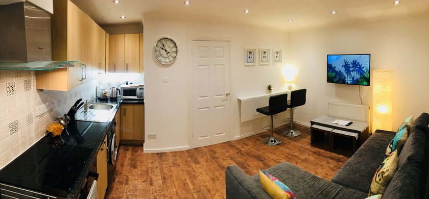 Fountain View 1BR Flat Oxford - Free Parking