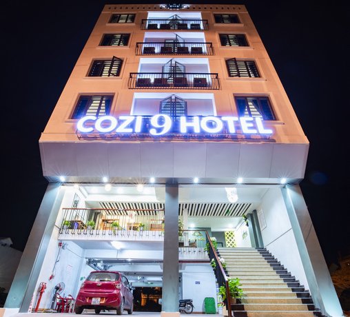 Cozi9 Hotel