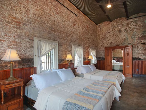 Inn at the Old Jail