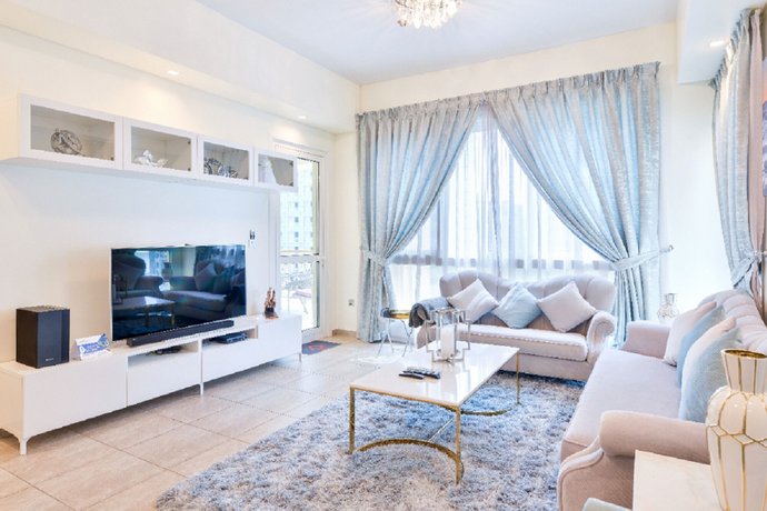Charming 3 Bed Room Apartment in Palm Jumeirah