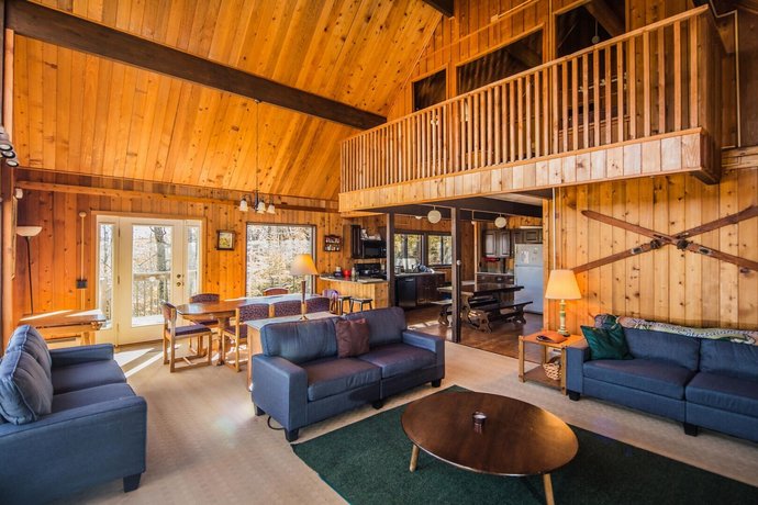 MountainsideLodge