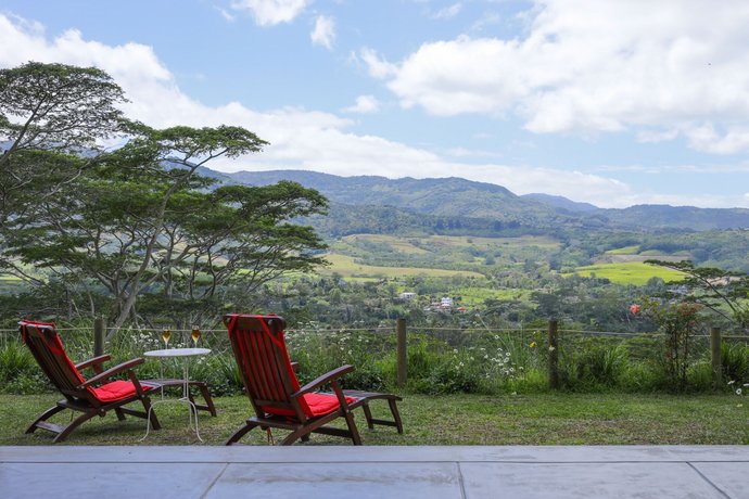 Green Cottage Chamarel