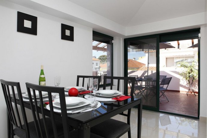 Wondrous Terrace Apartment in Cascais Center