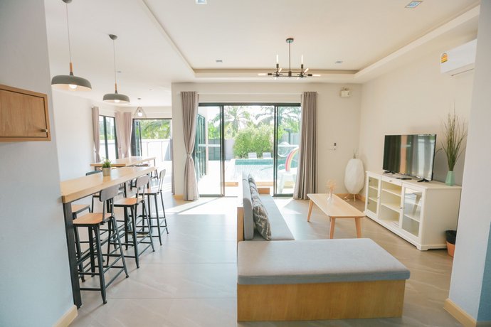 Aonang nine poolvilla