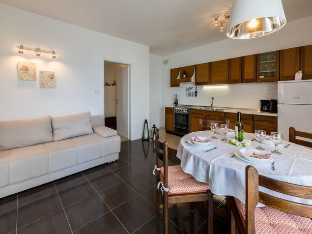 Apartment Slavka Crikvenica