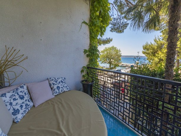 Apartment Sunny Selce