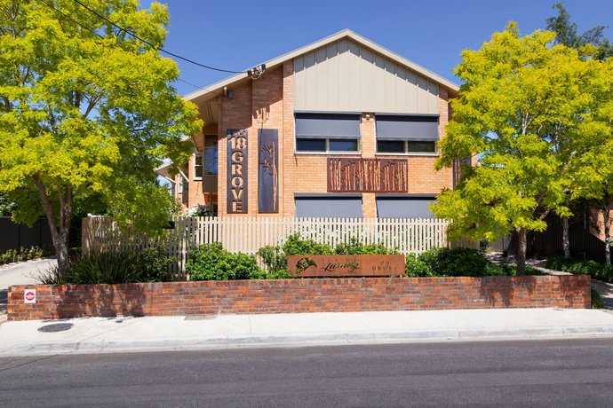 Lake Wendouree Luxury Apartments on Grove