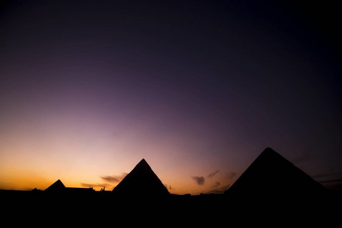 Cheops Pyramids Inn
