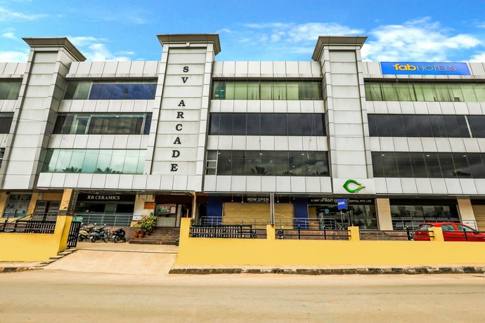 FabHotel French International