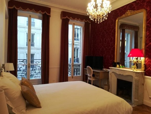 Maison de Lignieres - Bed & Breakfast - Paris quartier Champs-Elysees