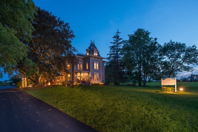 Sutherland House Victorian Bed and Breakfast