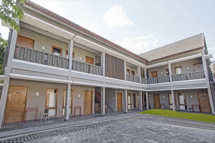 OYO 1369 Griya Damai Syariah