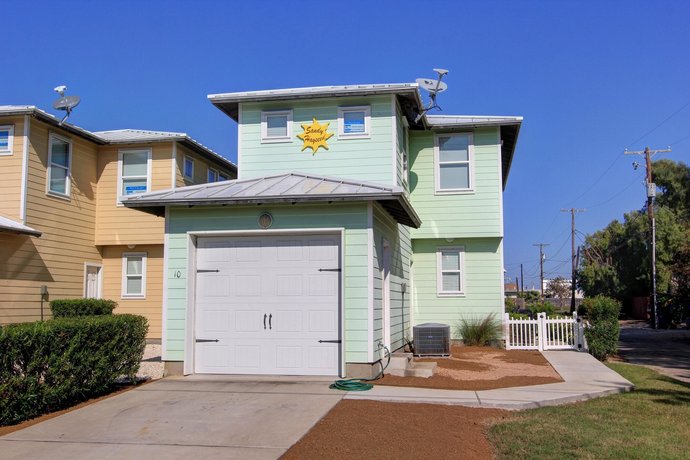 Sandy Hayseed 10sc 4 Bedrooms 2 5 Bathrooms Home