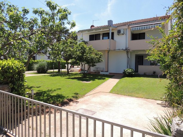 Apartments Zoric Malinska