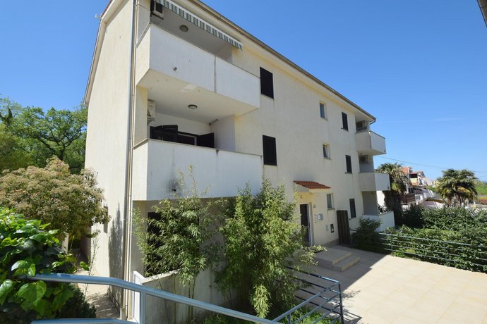Apartment Srecko