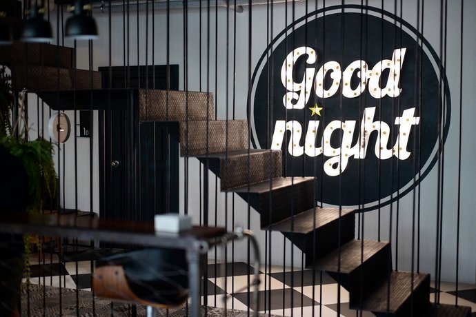 Goodnight Poshtel