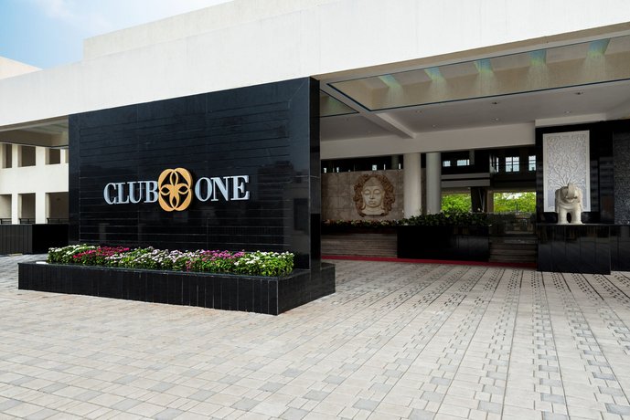 Club One