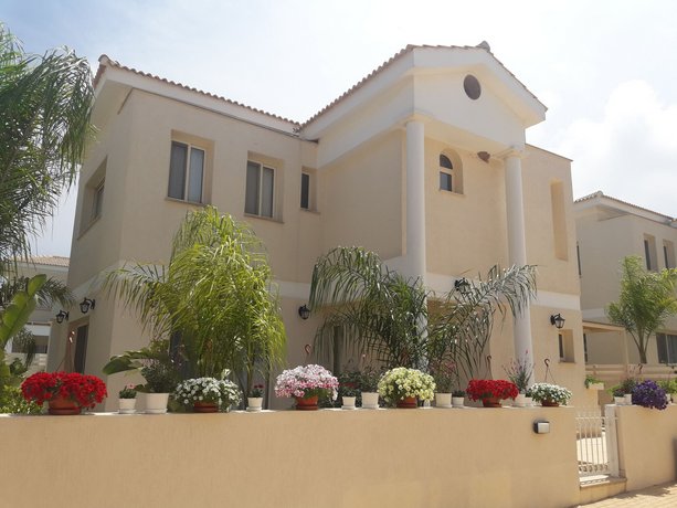 Anthorina Villa 6