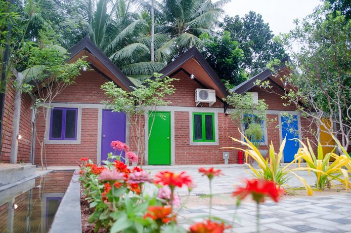 Laana Villa