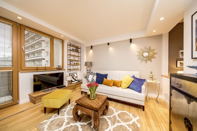 Golden Apartment with Air Condition by Your Freedom