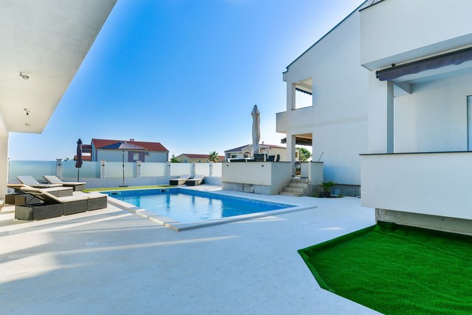 Apartments Olujic