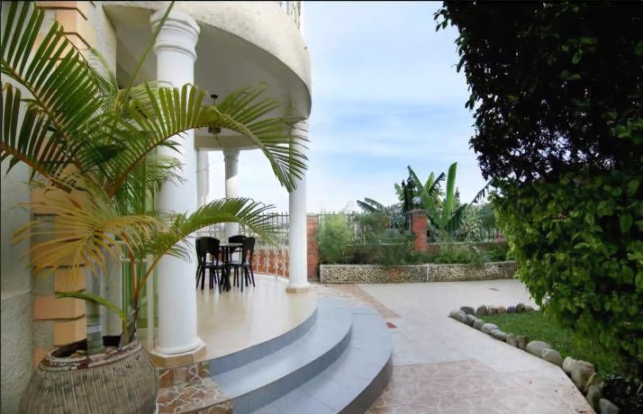 Atlas Residences