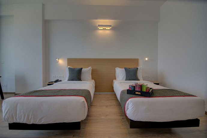 OYO 286 TownHouse OTH 182 Vaishali Pitampura