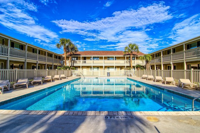 Courtyard 111 1 Bedroom 1 Bathroom Condo