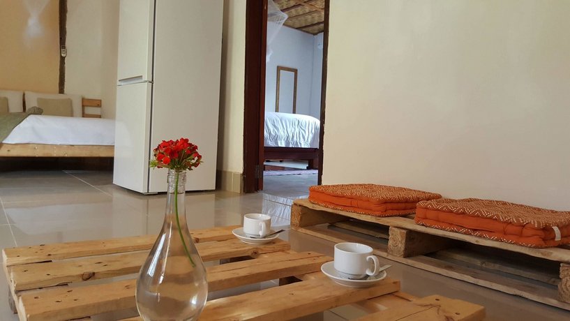 Nxabii Cottages