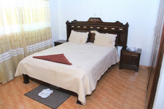 Tseder Pension