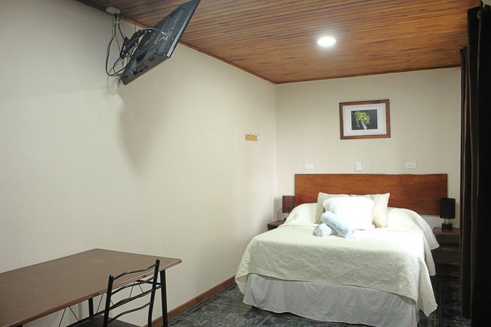 Casa Jungle Monteverde B&B