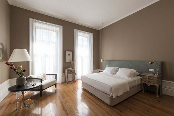 Guesthouse Bonjardim Suites