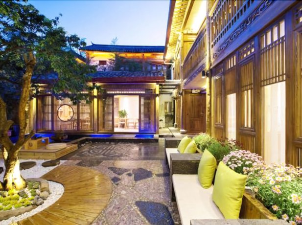 Floral Hotel Lijiang Yuezhuxuan