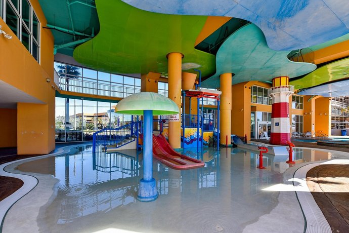 Splash Beach Resort by Book That Condo