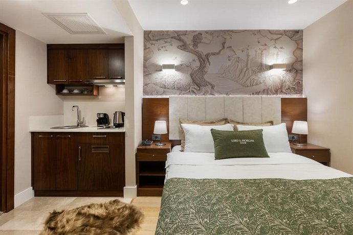 Lord Morgan & Exclusive Design Cihangir
