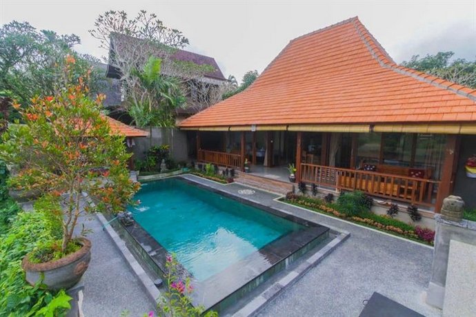 Sari Bamboo Bungalows