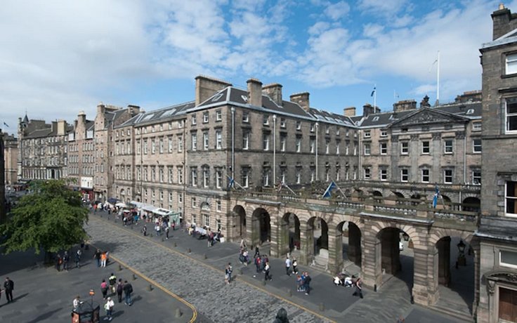 Parliament Apartment Edinburgh