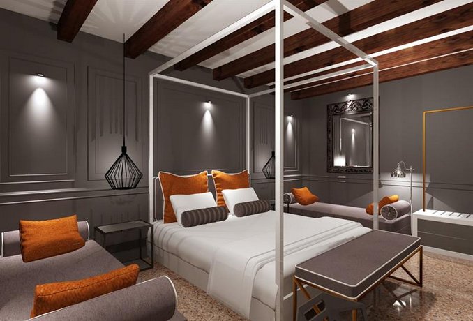 San Marco Suite 755