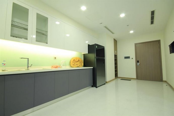 Smiley Apartment - Vinhome